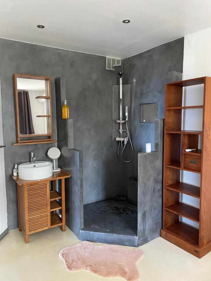 Charmant T2 Meuble Proche Chu Bellepierre Saint-Denis Kültér fotó